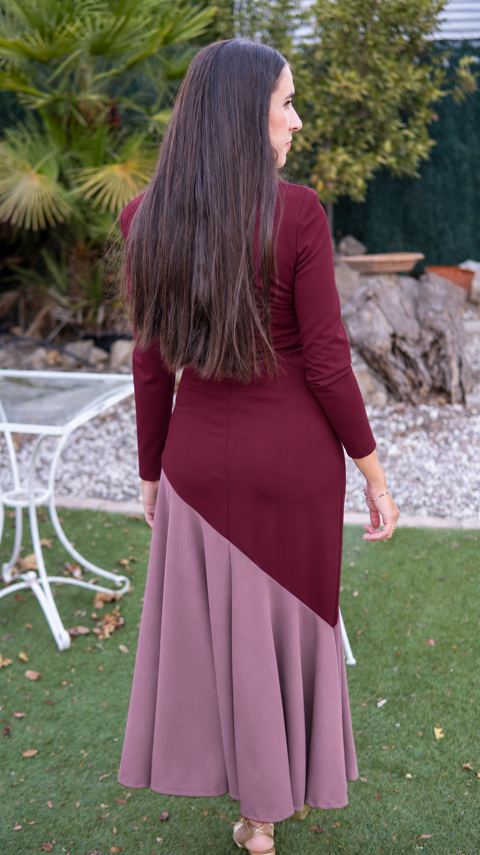 VESTIDO NAHIA BURDEOS