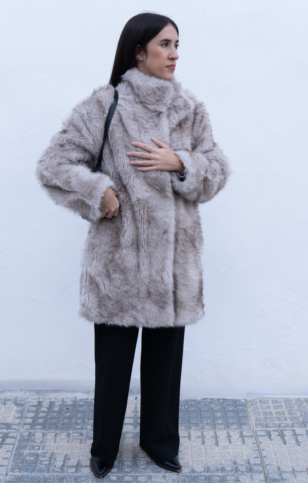 ABRIGO ALMA - LEMONÉ